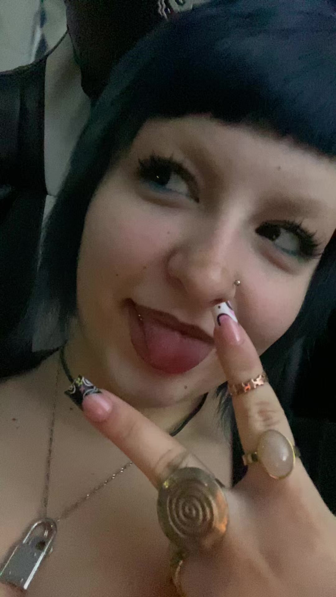@pusia