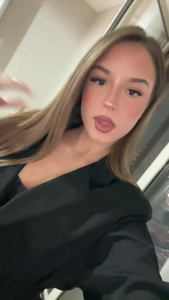 @saraferrante