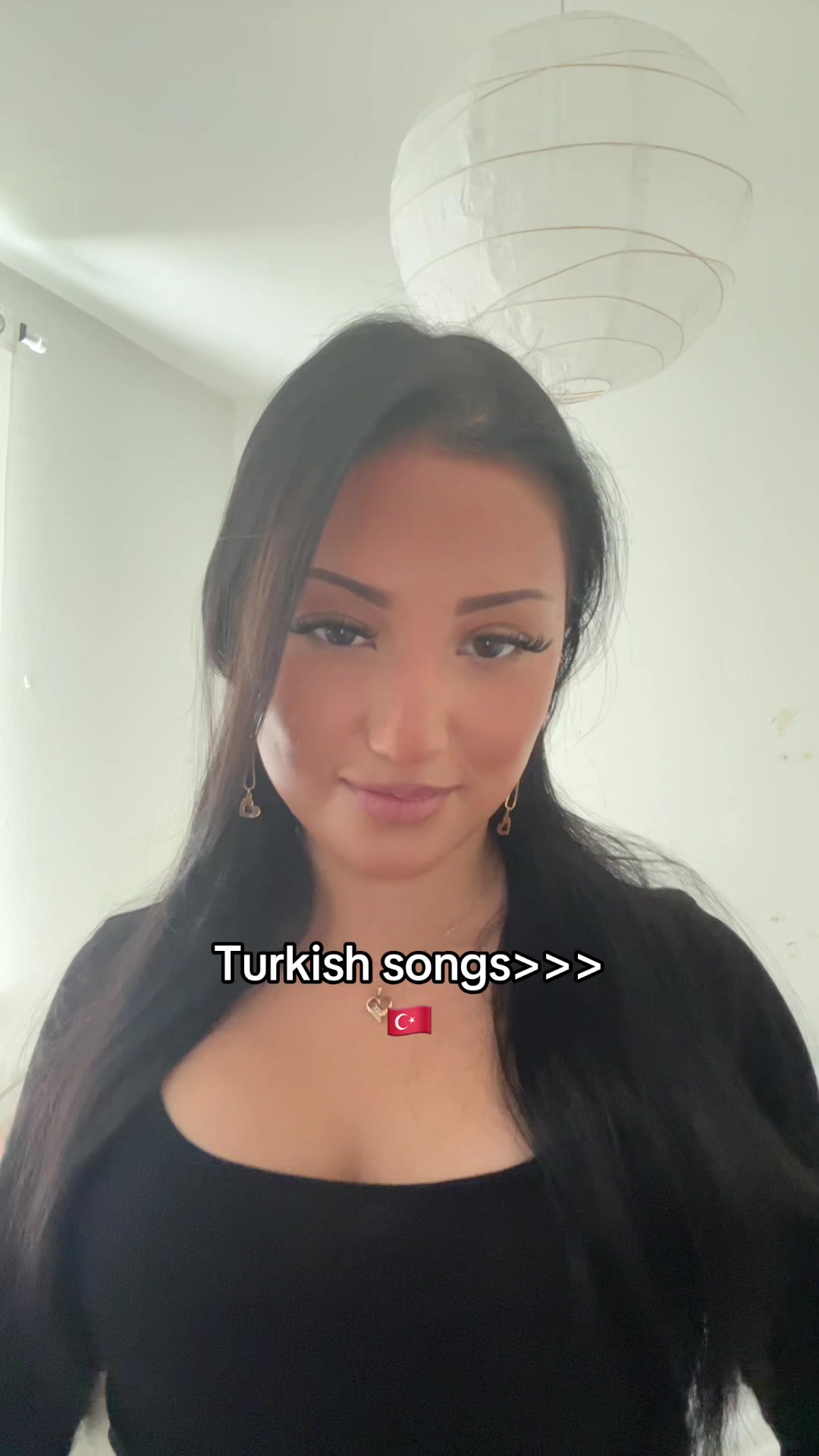 @لیسا