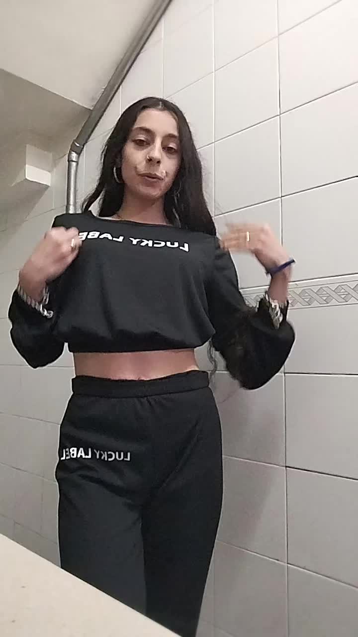 @xixi