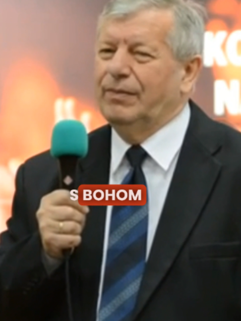 @Alexander BARK&Oacute;CI