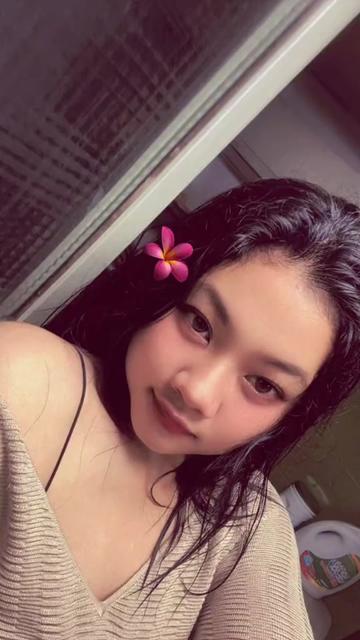 @putriapriliiiii💋