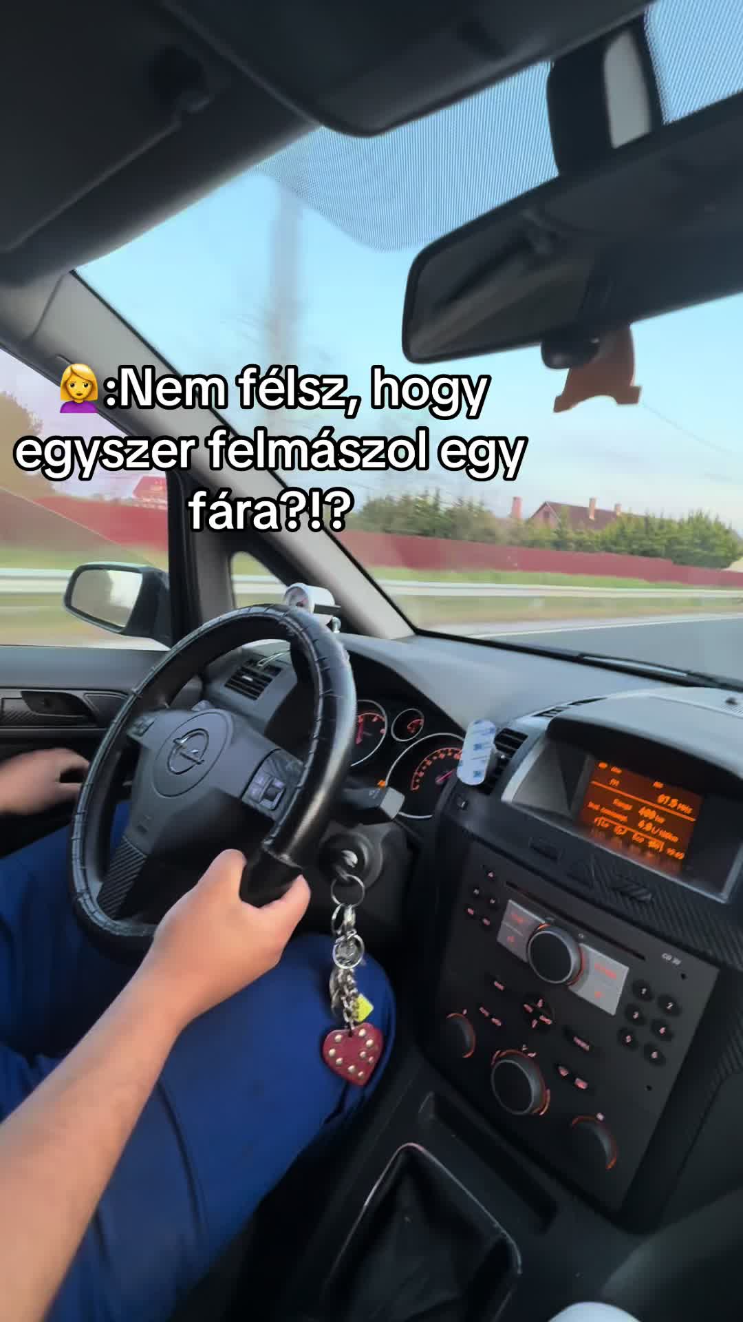 @Nagyon Erős Vanessza