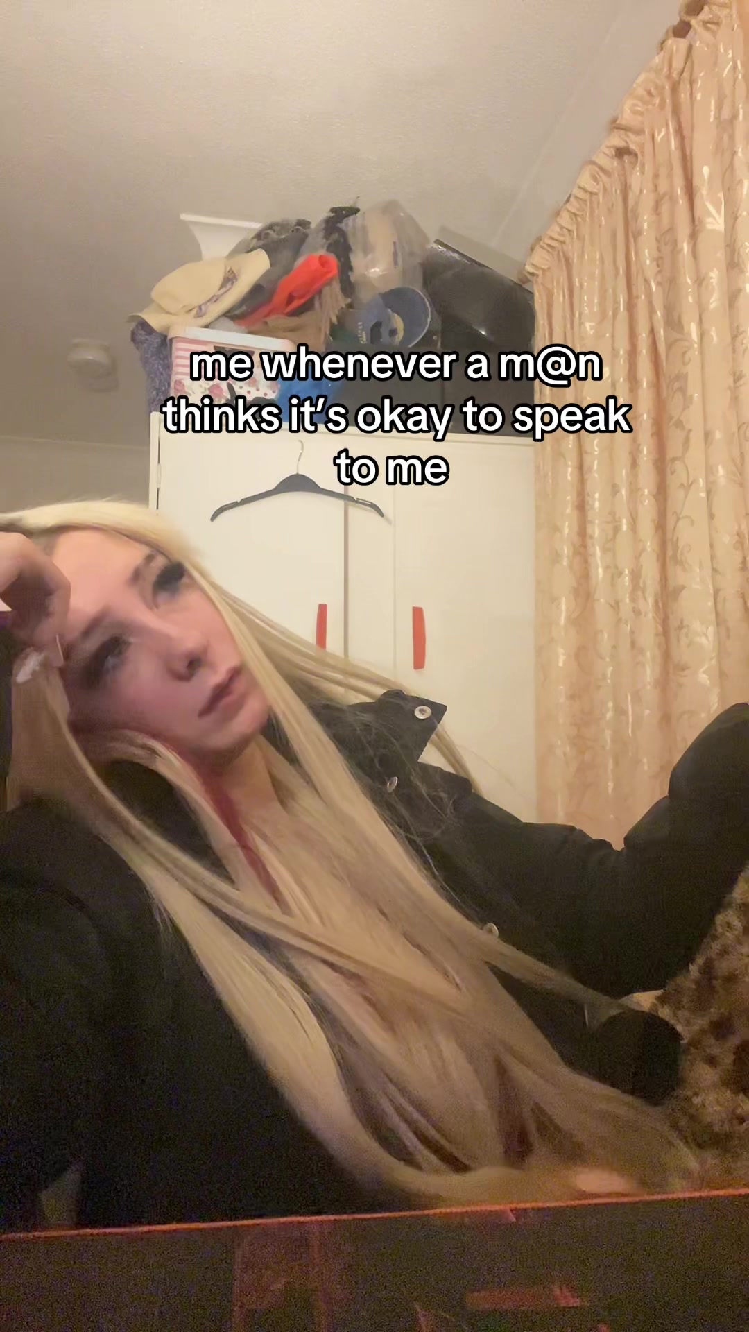 @️