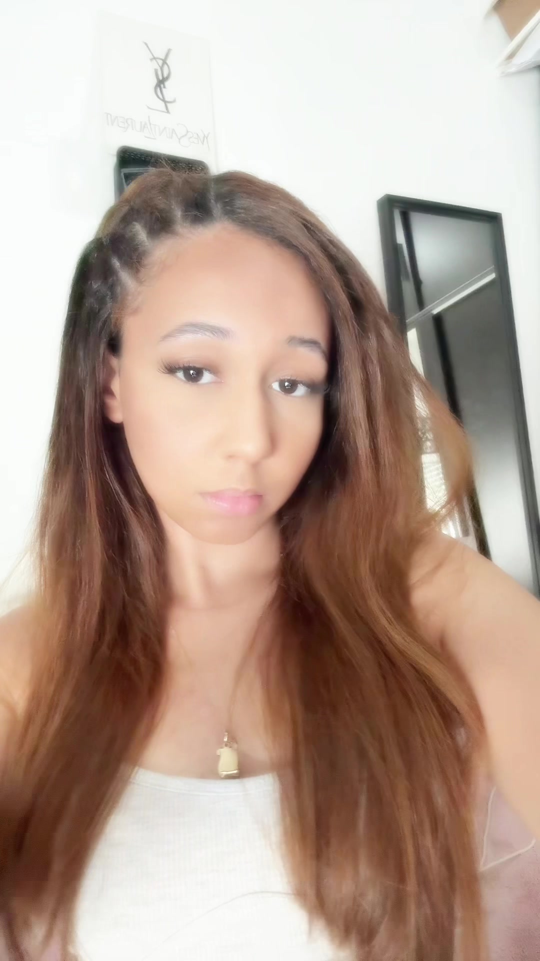 @&bull;𝕱&bull;