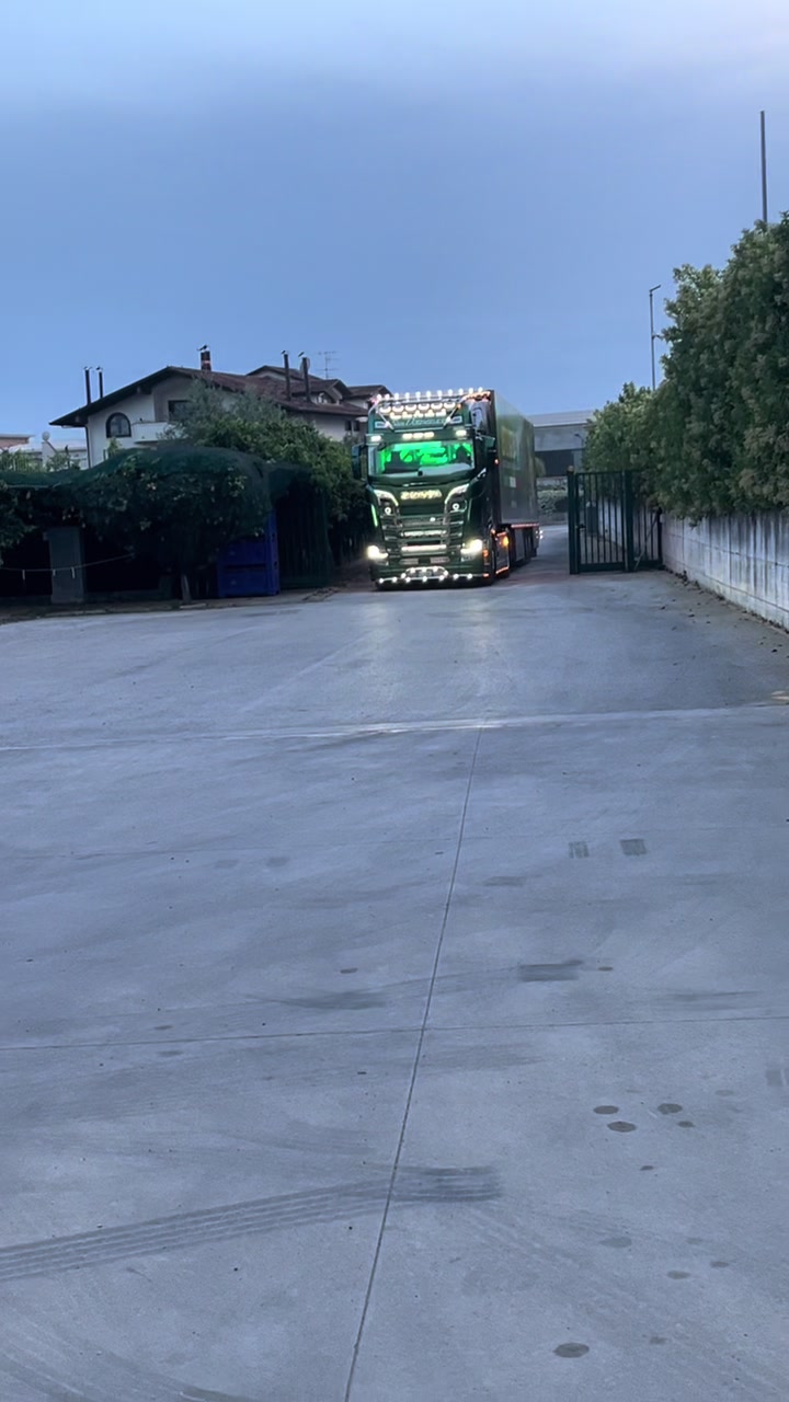 @Salvatore Perillo375