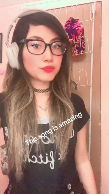 @💫🖤Ana Diaz 19💫🖤