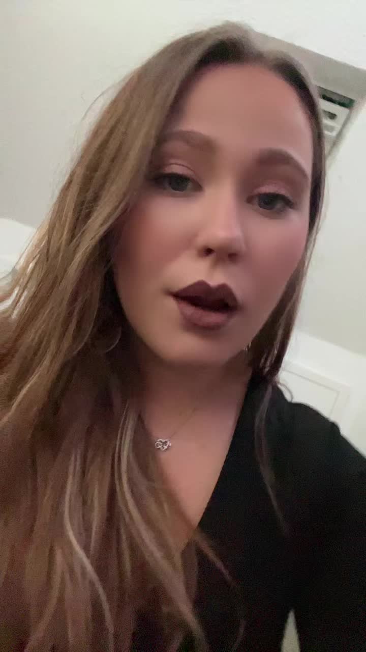 @julia