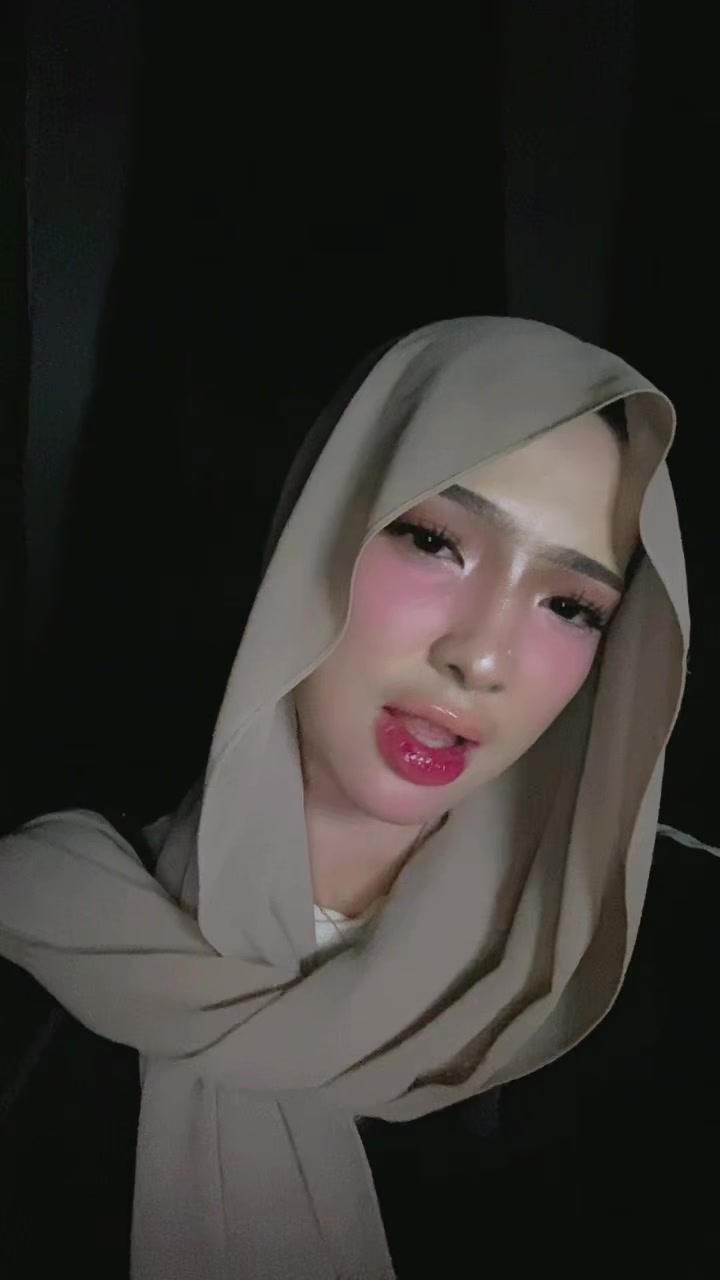 @نبيلة
