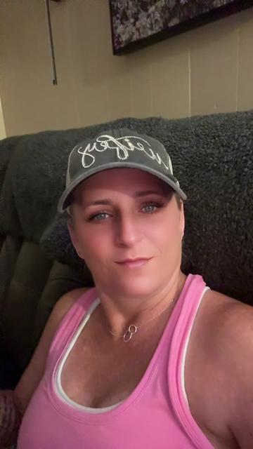 @MrsAmandaKEverett