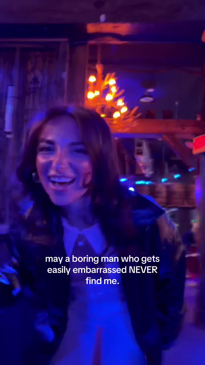 @Alexis