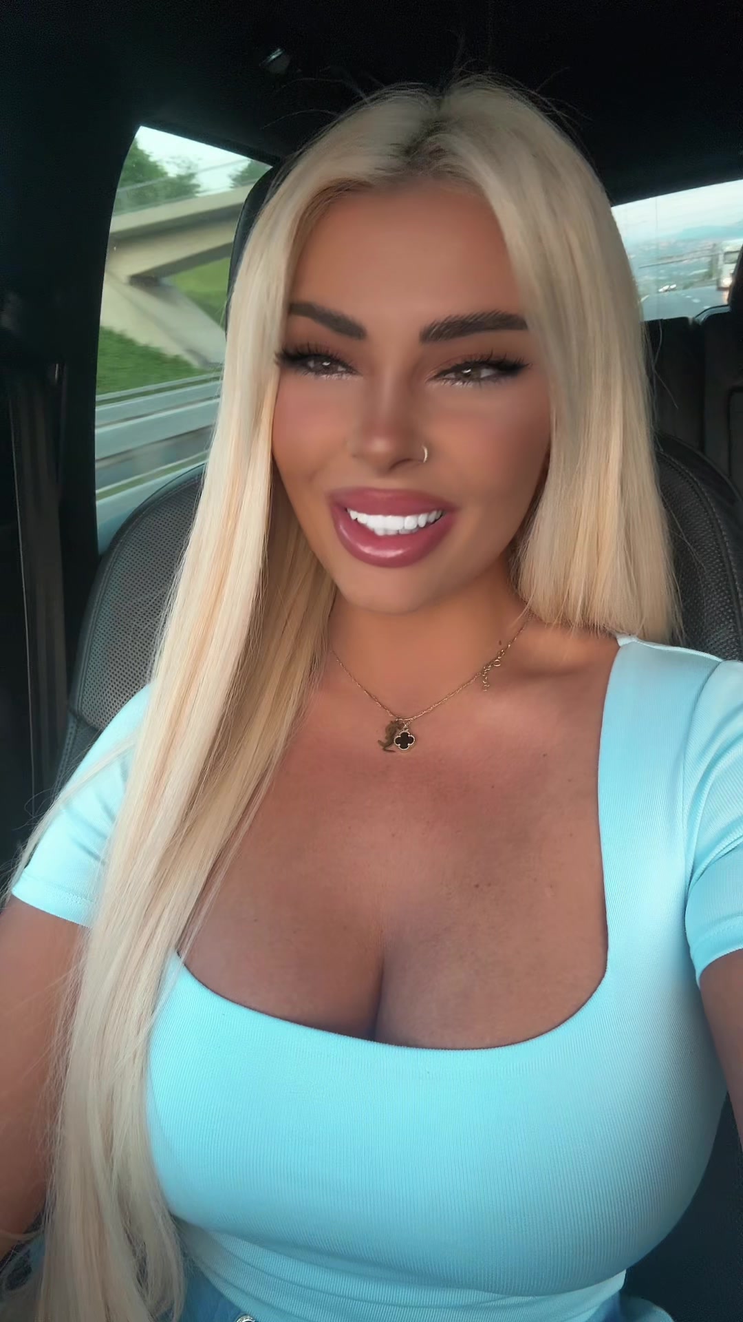 @👑Blonde👑