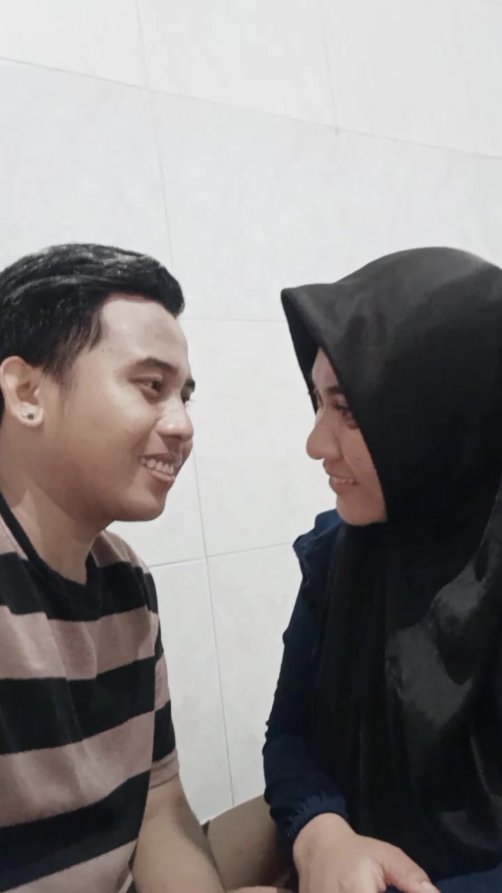 @ZAHRA D
