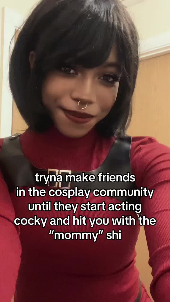 @𝖍𝖔𝖑𝖑𝖞