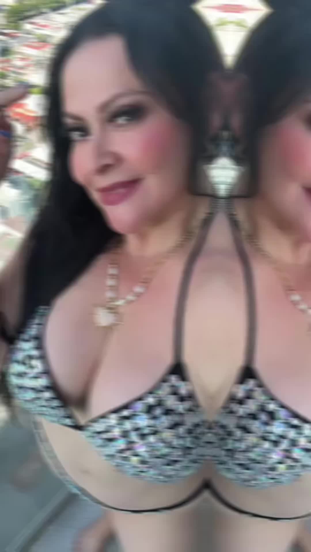 @LA Guera Tinajero