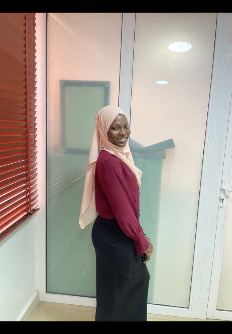 @إسلامية بنت عيسى 🌸