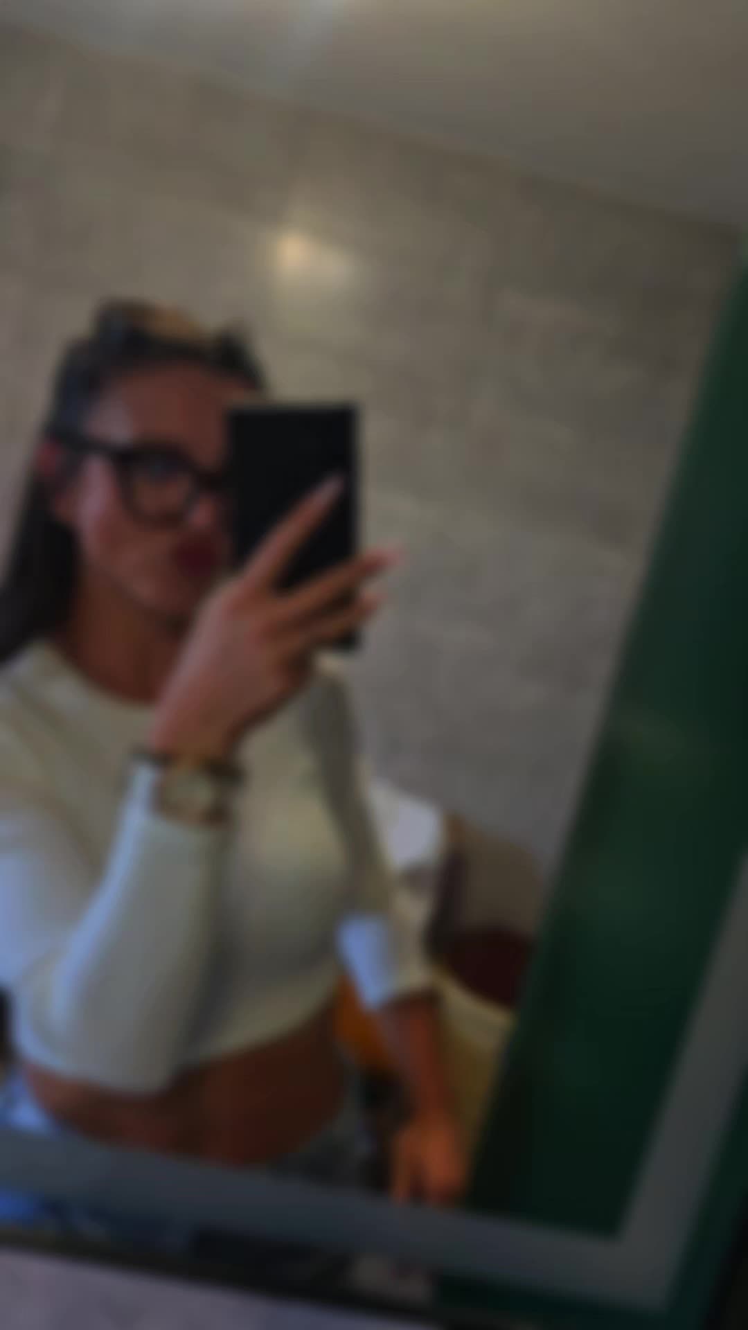 @IustinaD
