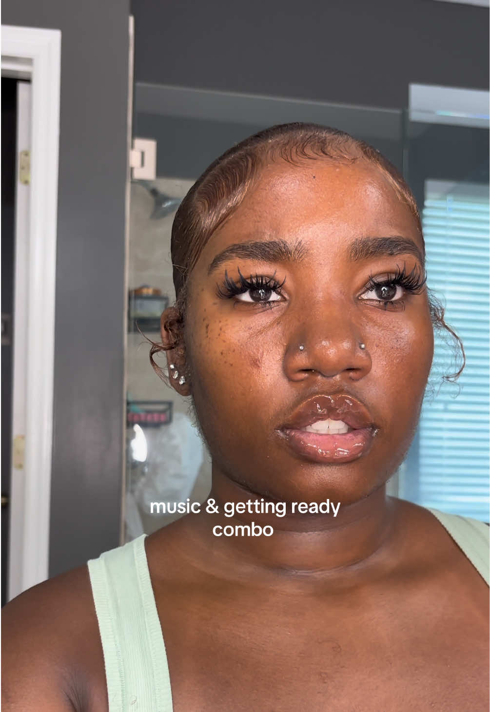 @moreofkb