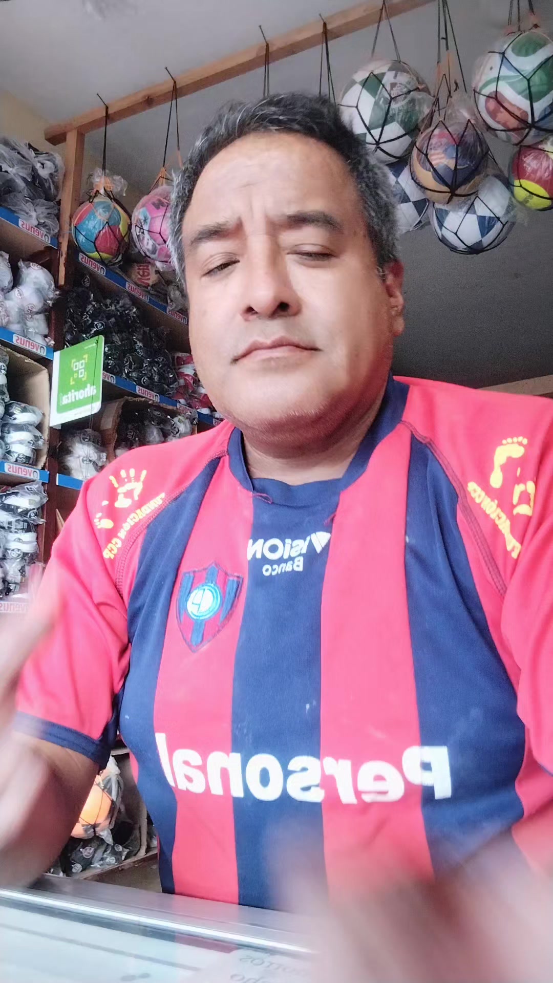 @José