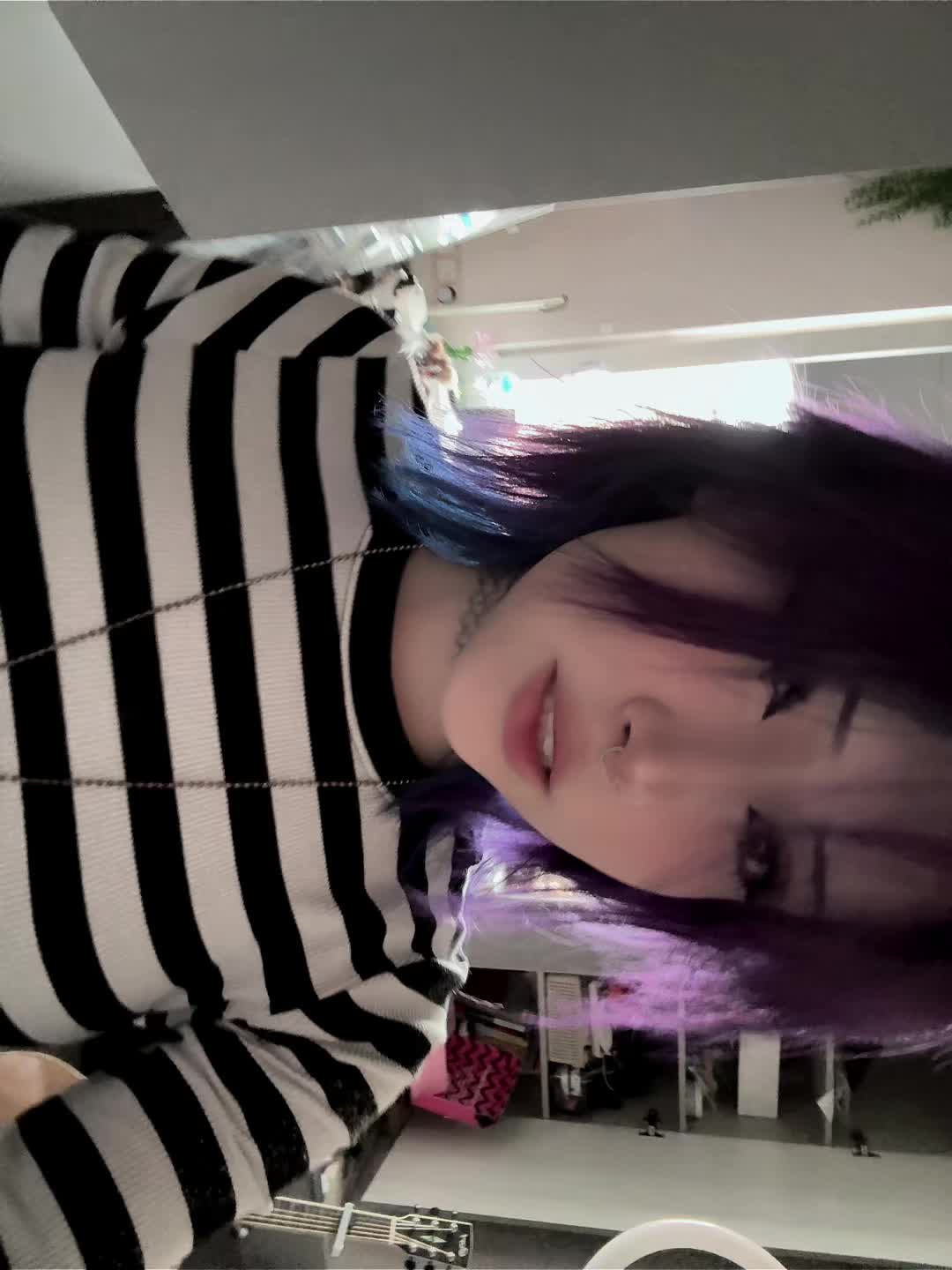 @skrolliks