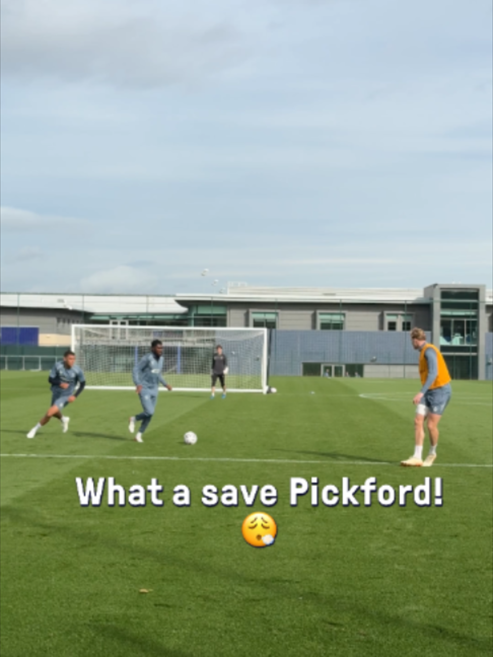 @Everton