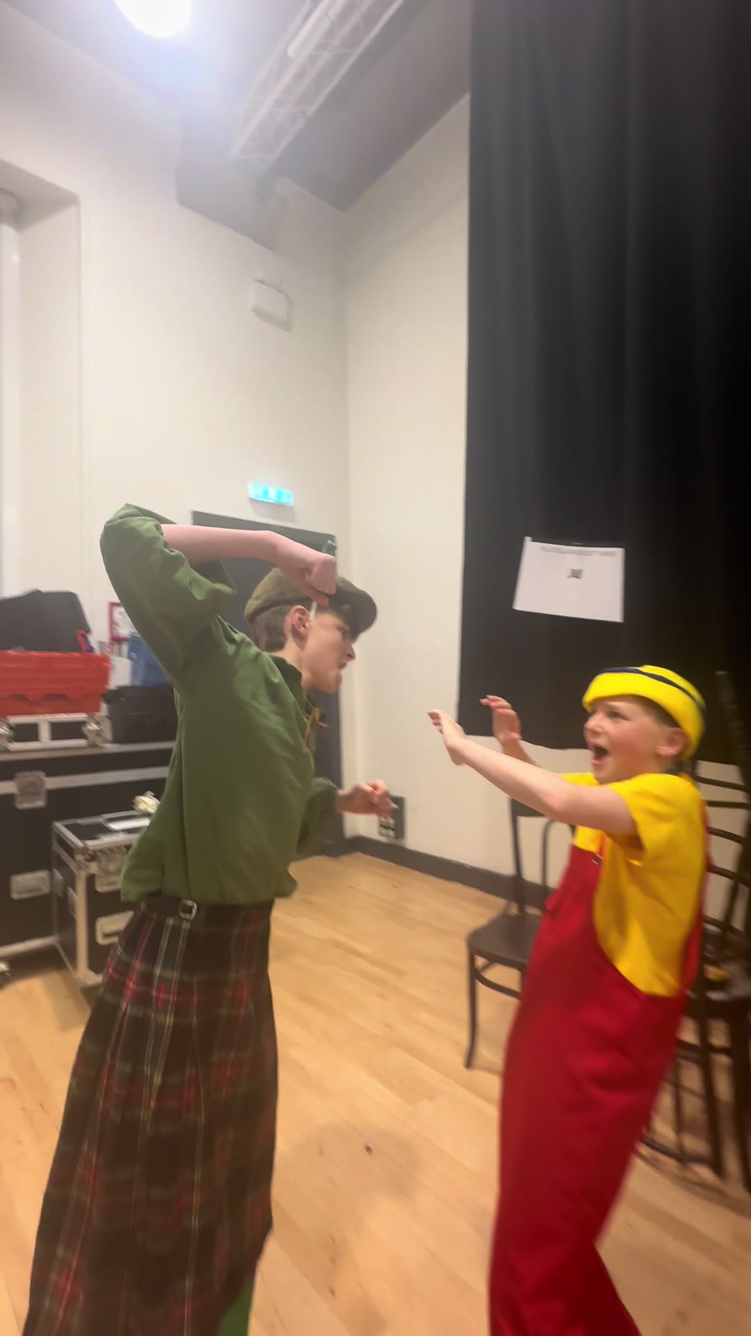 @CaptivateTheatre