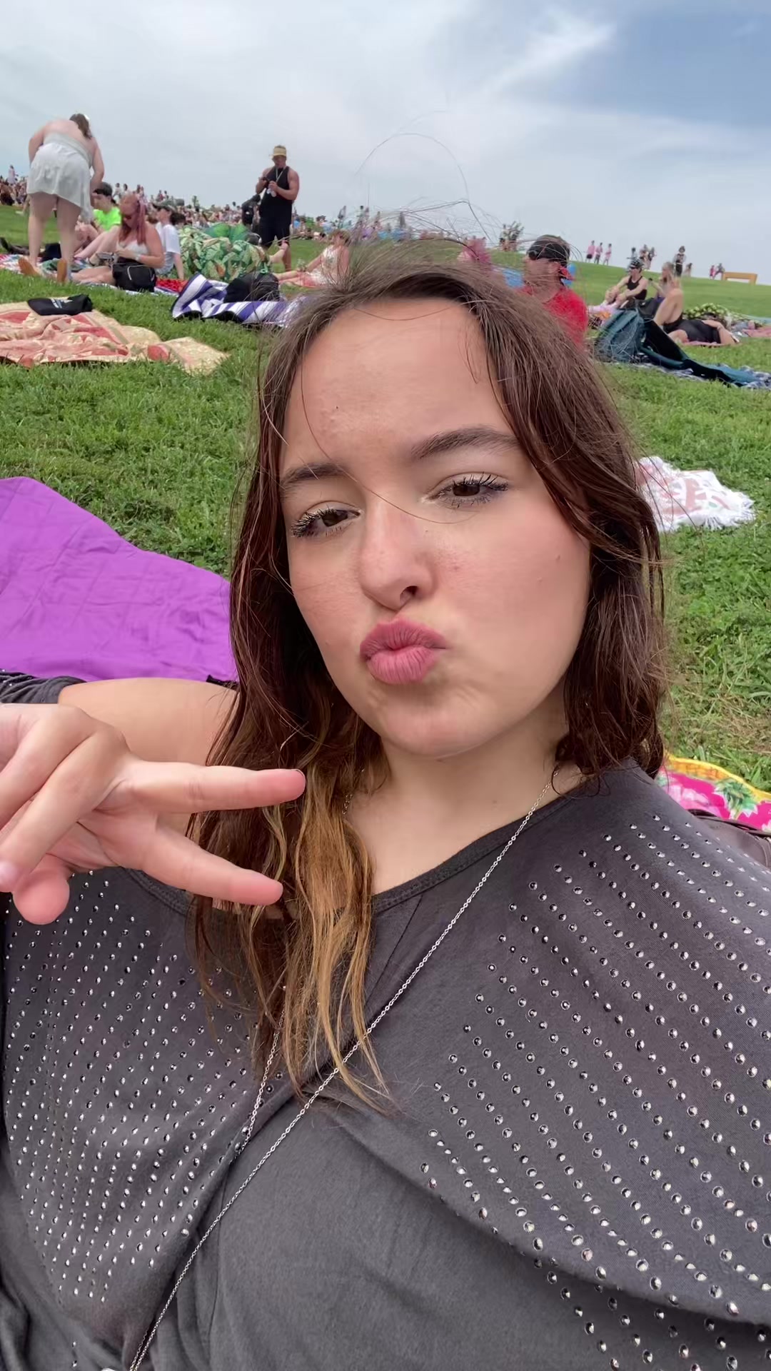 @LILY