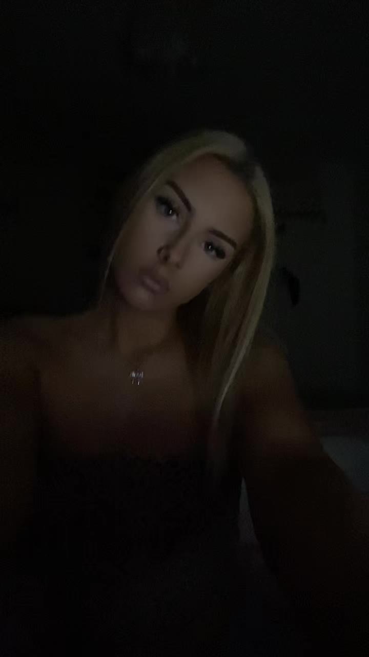 @sophiejoan_