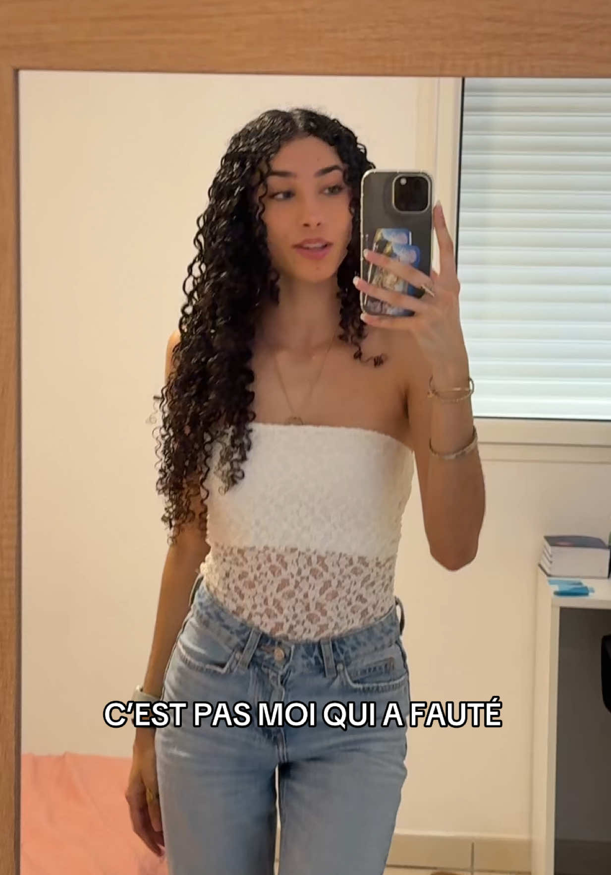 @_jade_dlk