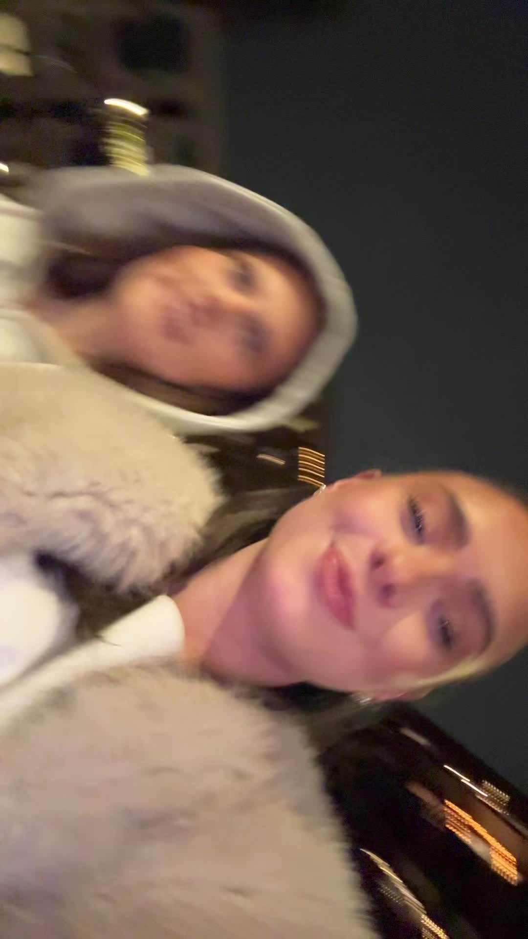 @Nora