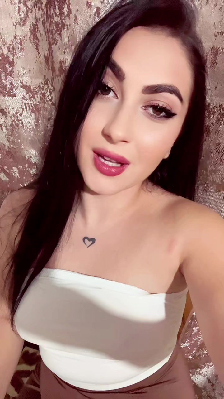 @❤️AndreeA…❤️