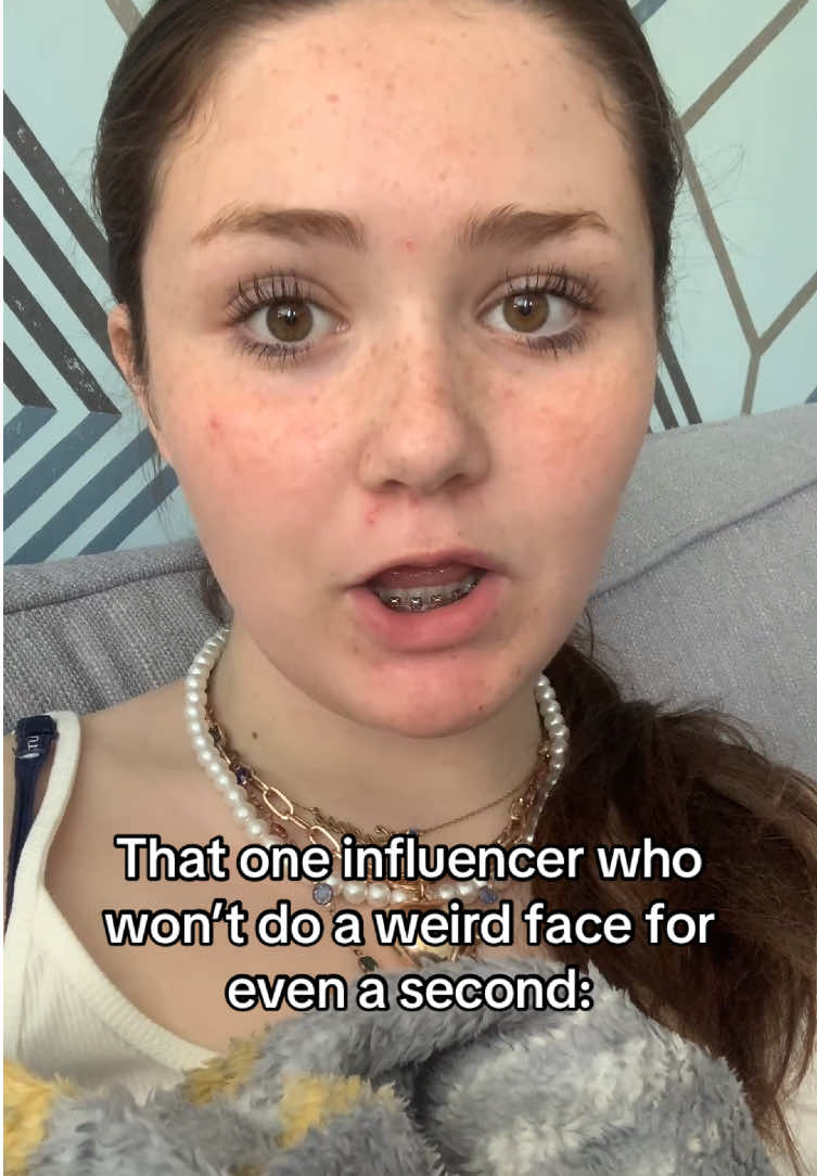 @saoirse 🍰۶ৎ