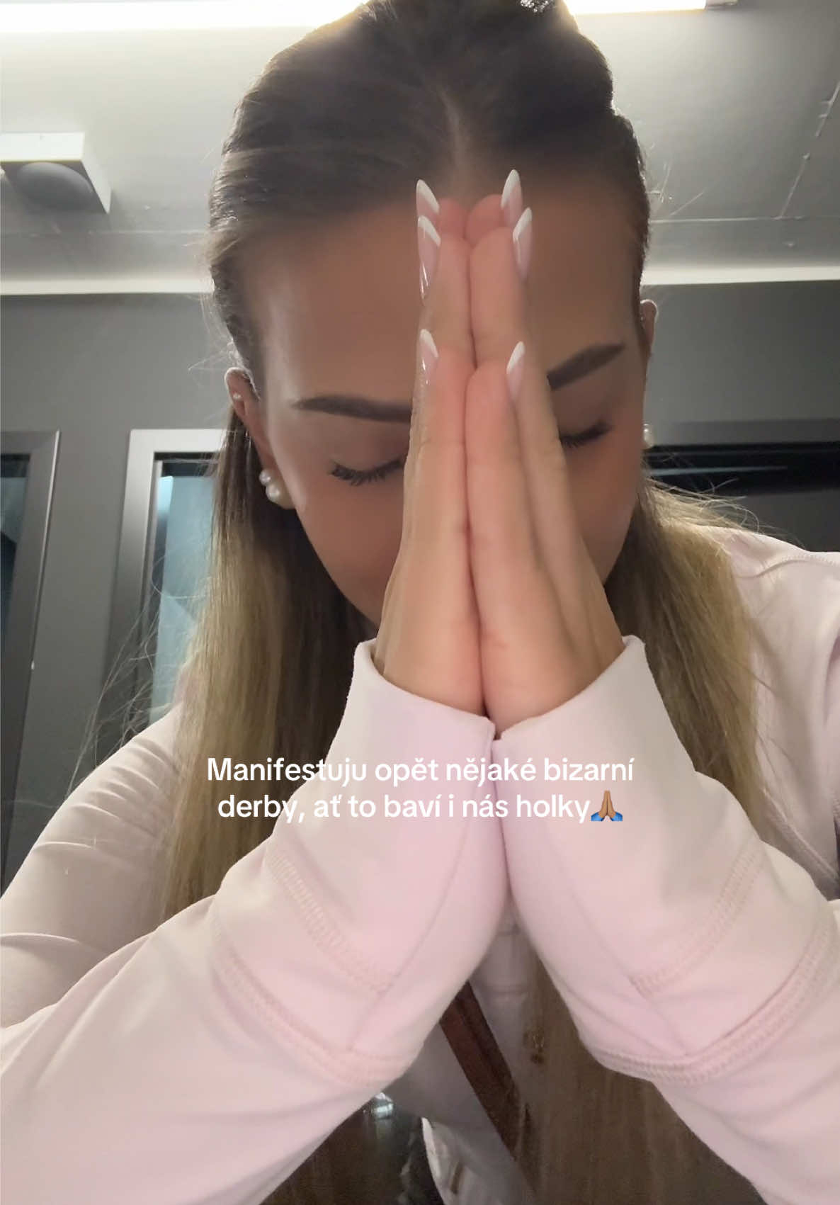 @pelikanovaterez