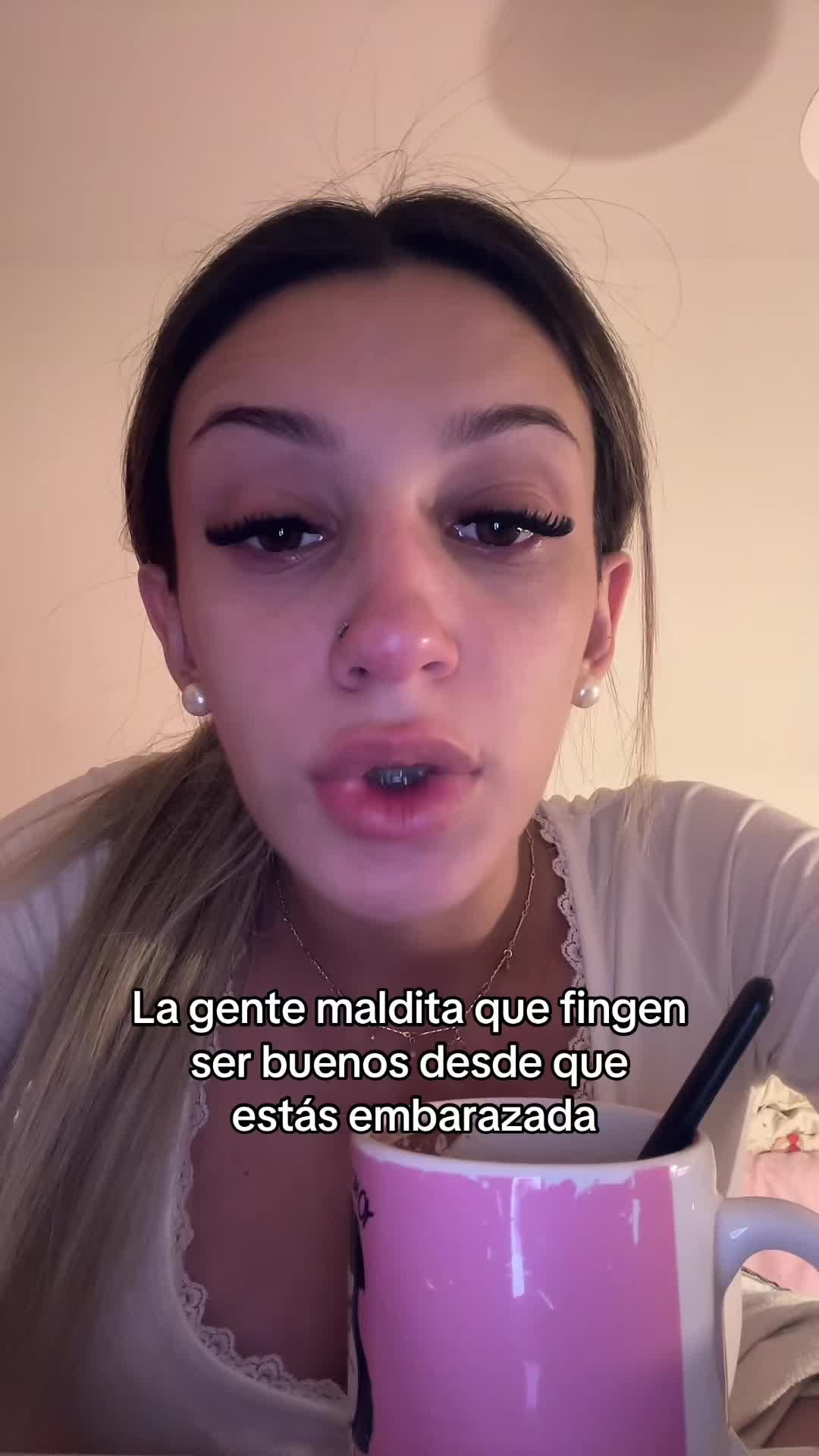 @𝐌 𝐀 𝐋 𝐄 𝐍 𝐀 🎀