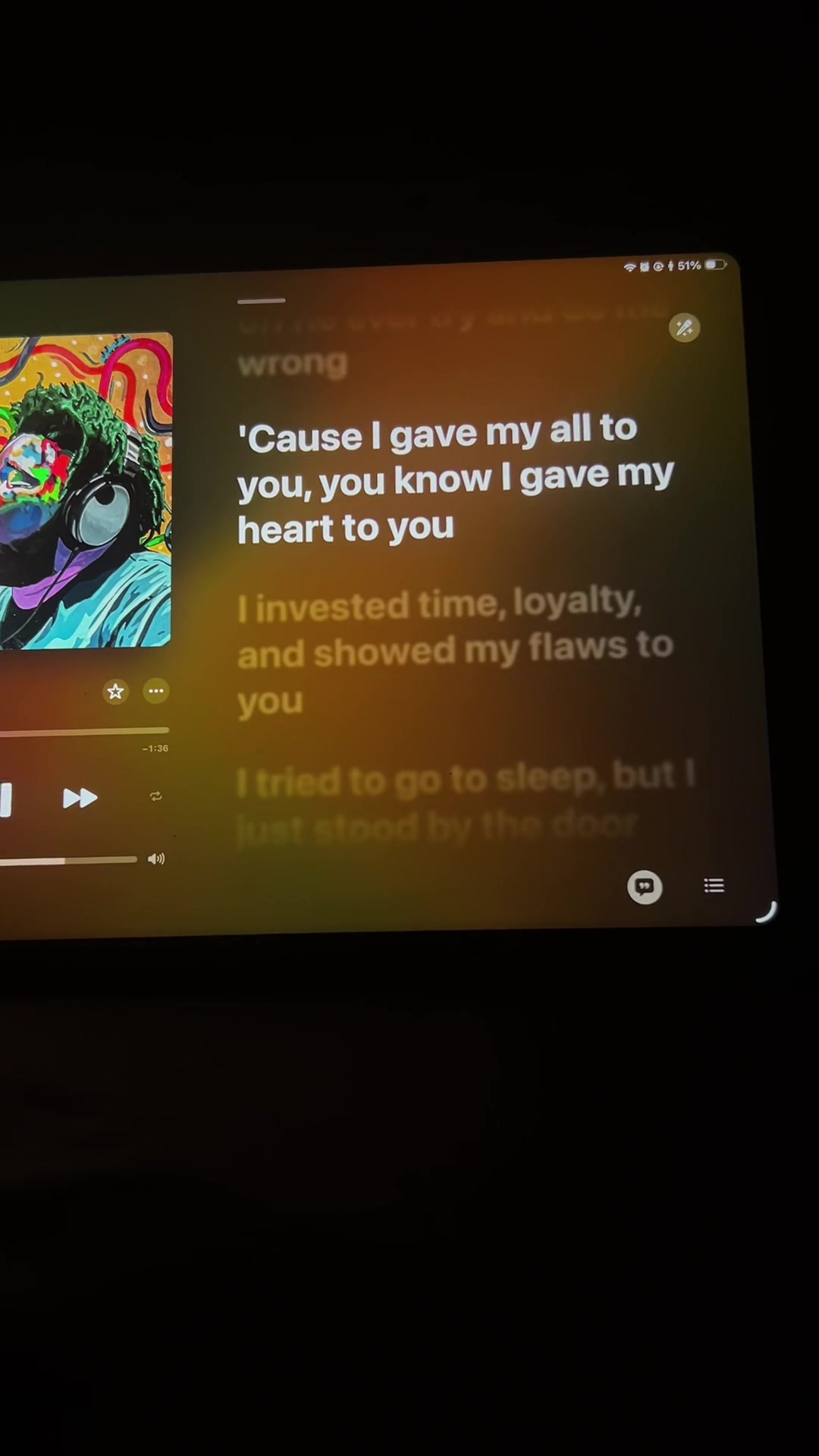 @🎧
