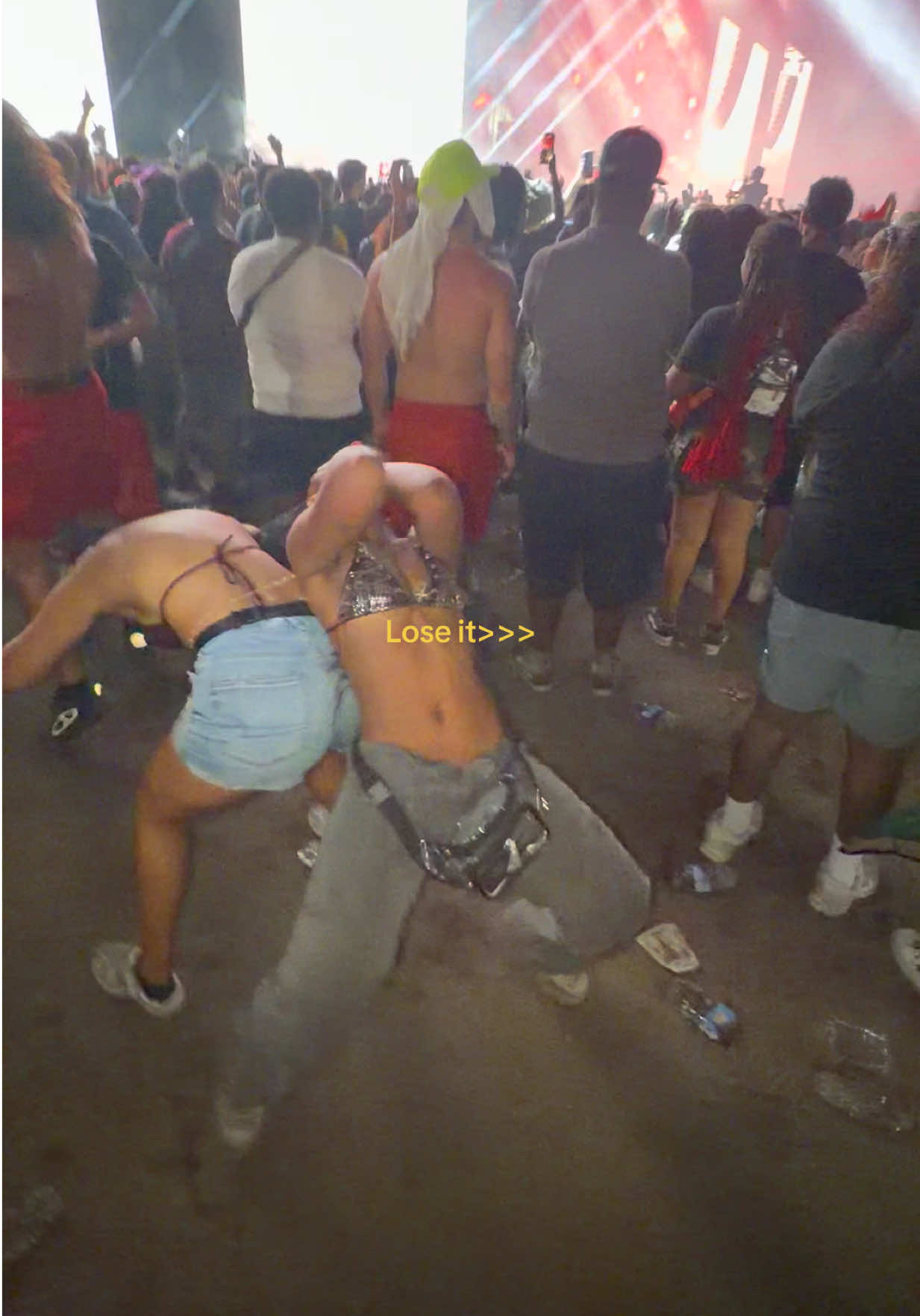@♱ RAVE ♱