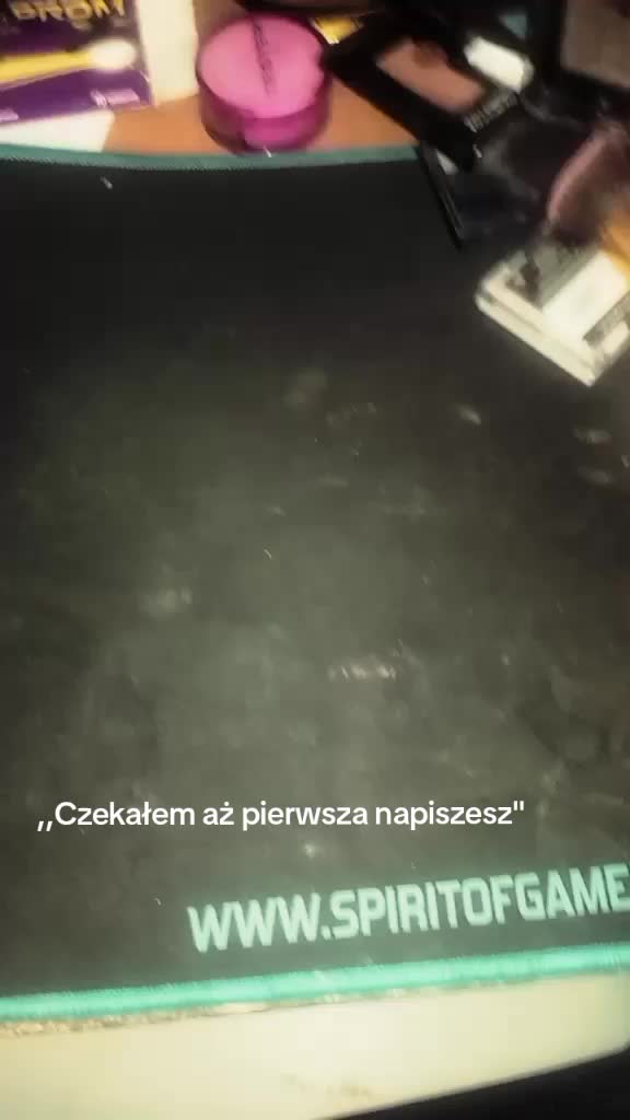 @Świat Zamknięty, Rany Otwarte