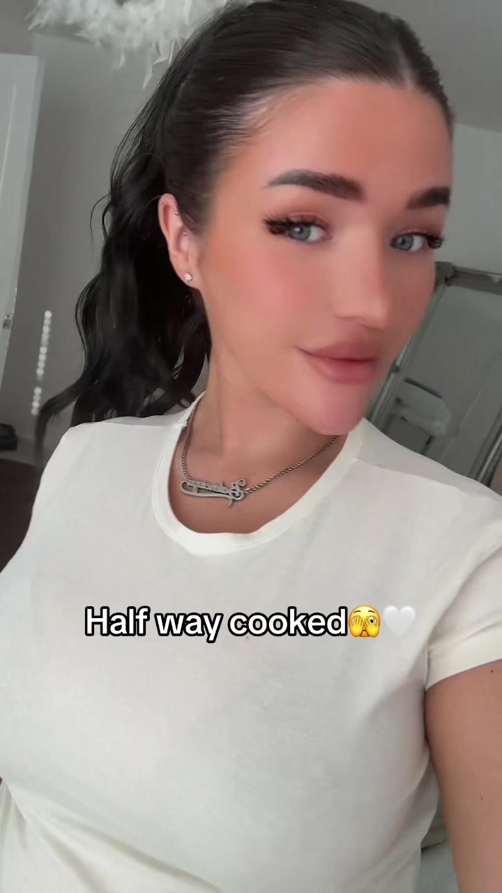 @Khia x
