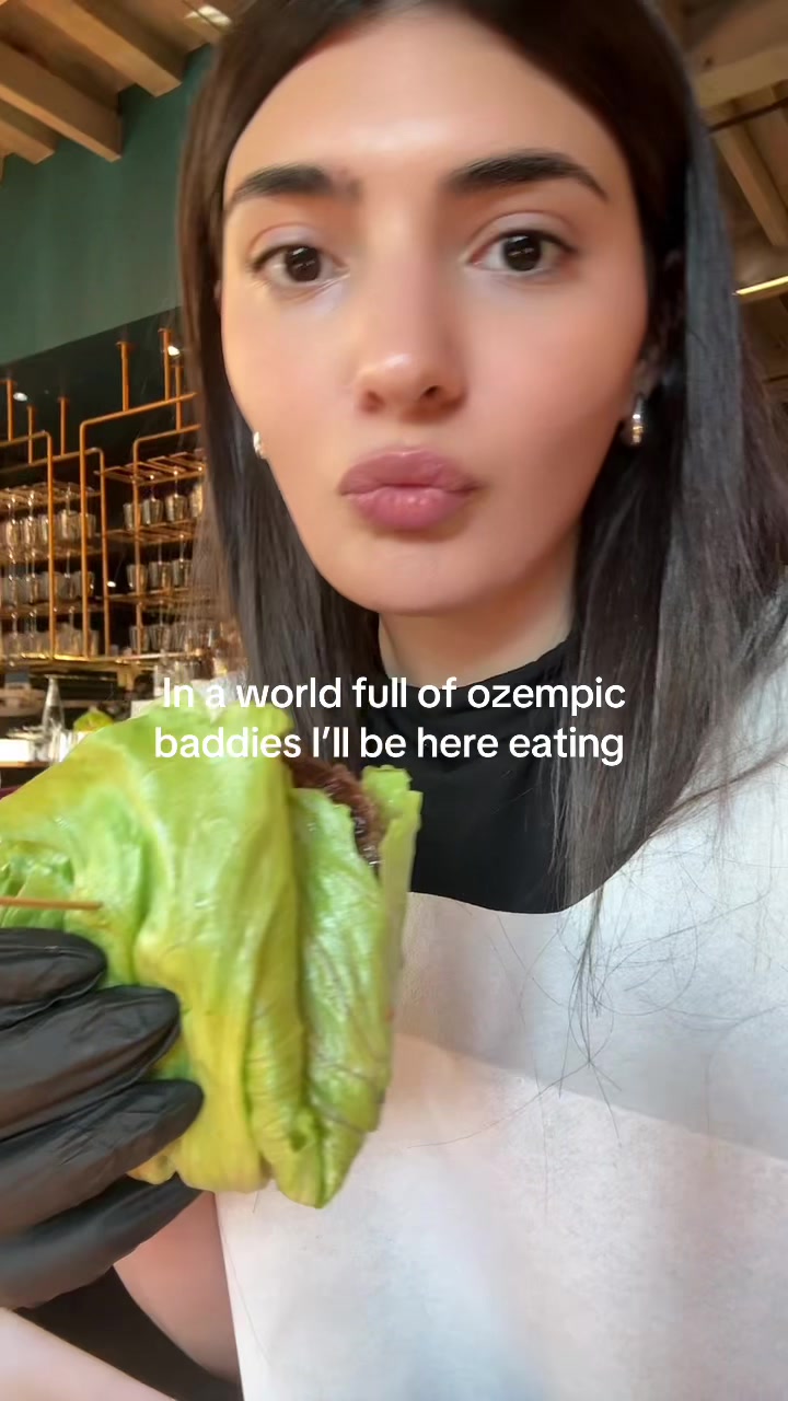 @Jessica_neeme