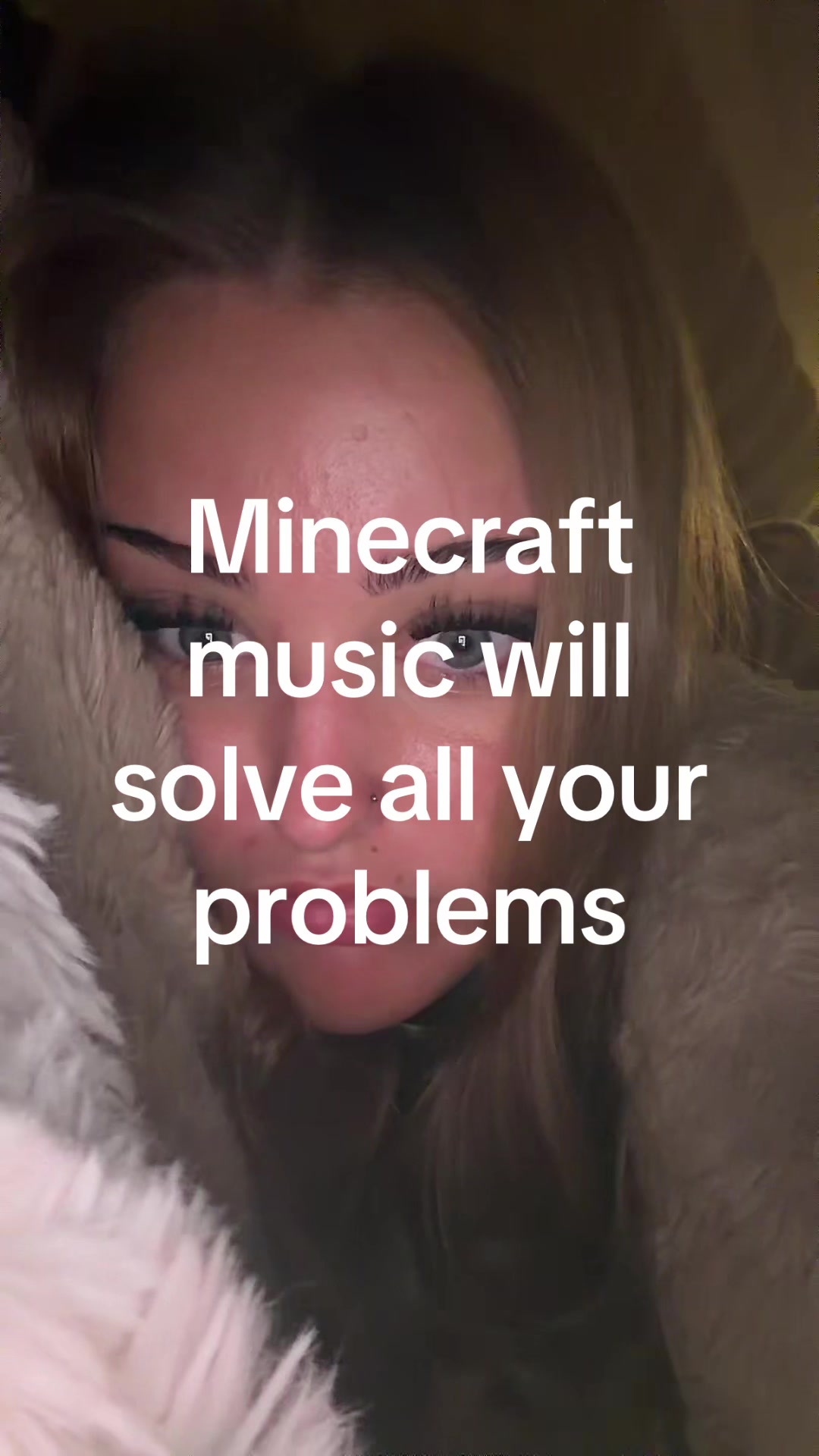 @⃟