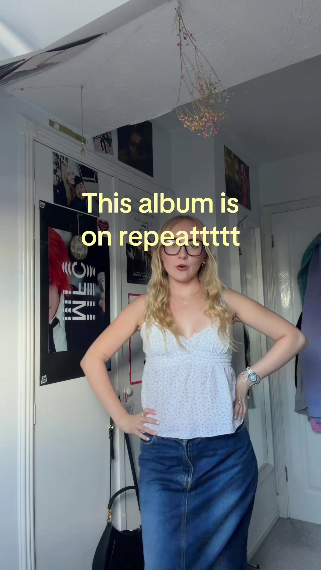 @Lara