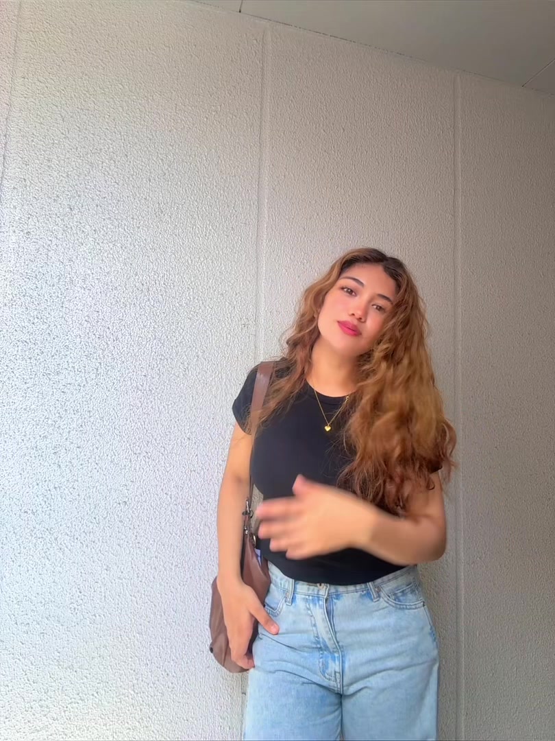@POOJA🍀💗