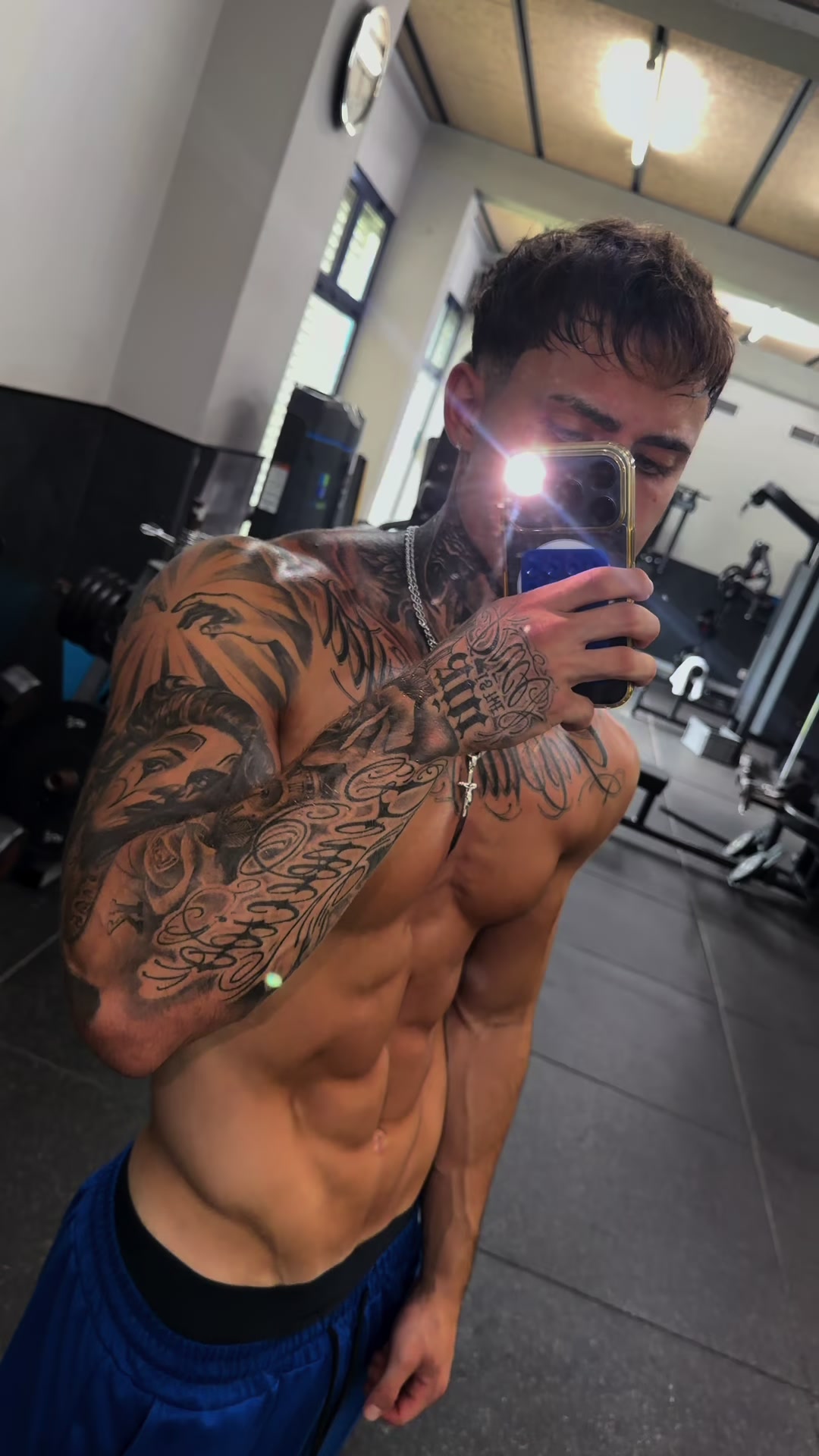 @daaniisndvv