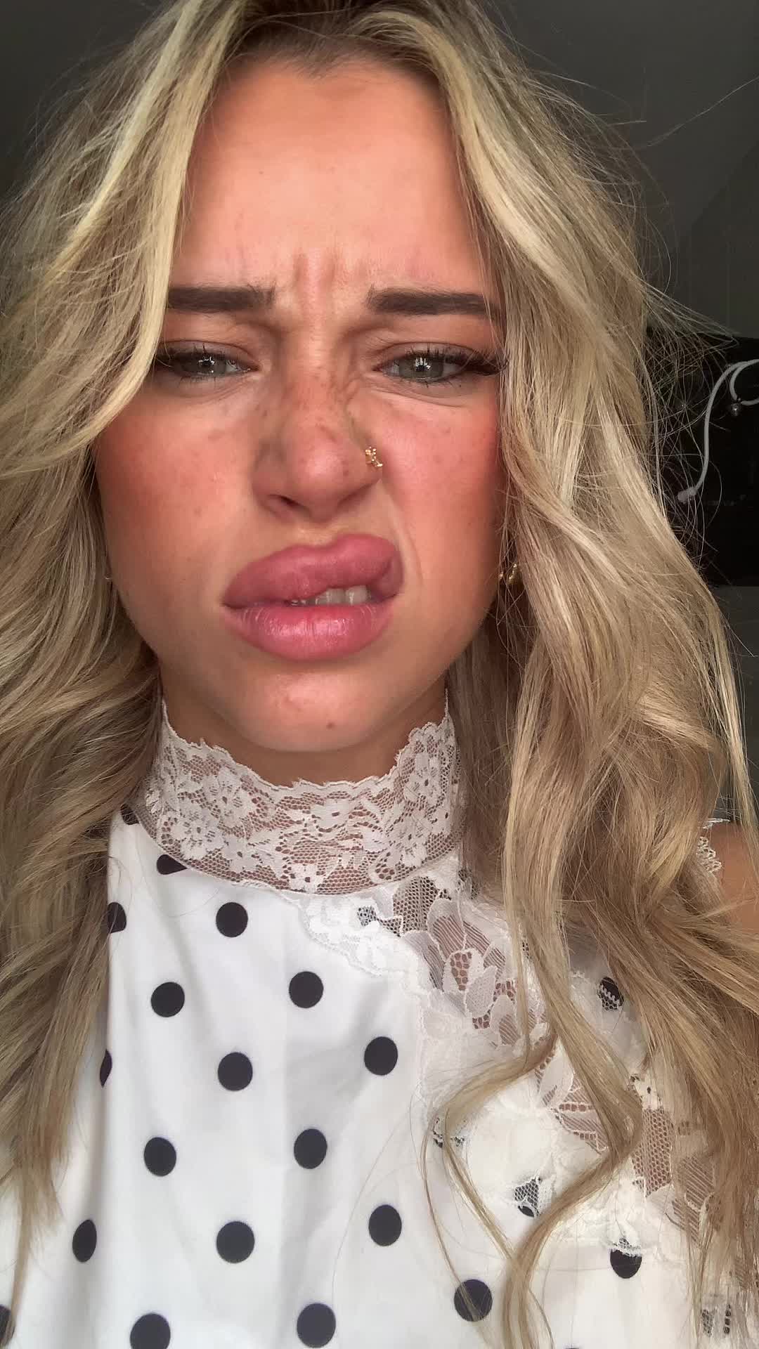 @veronicaalopezz