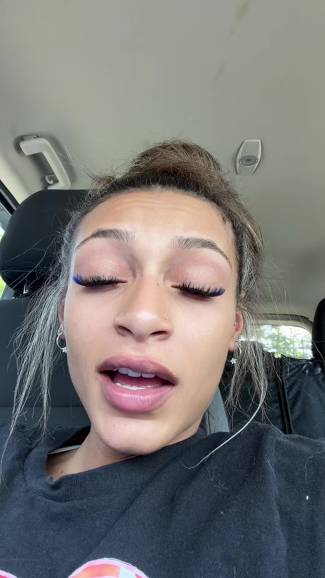 @carleeebaee