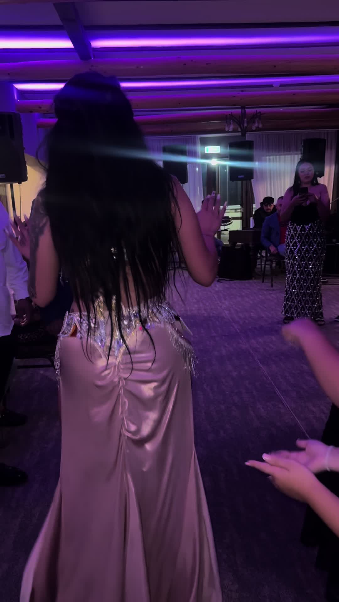 @veronicazuzuuu