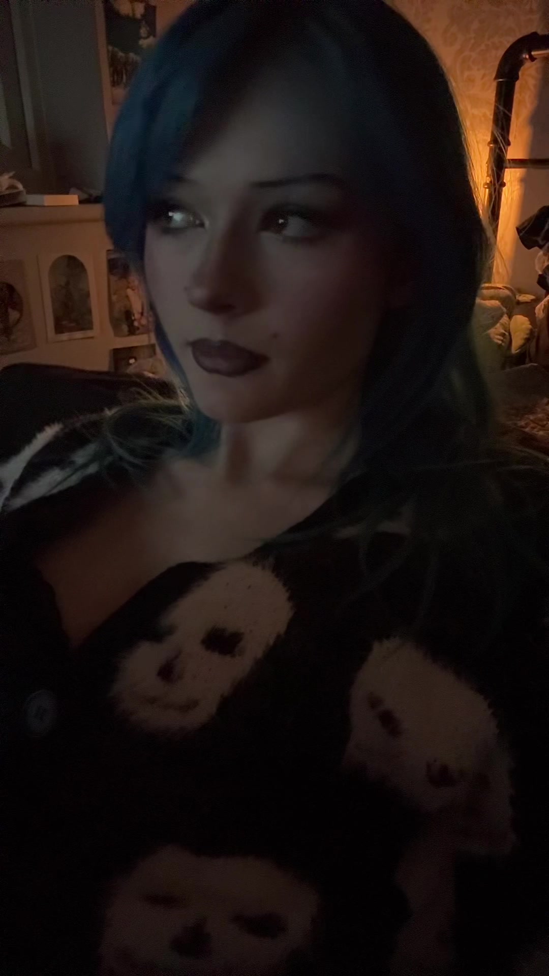 @girlwiththecoolbluehair