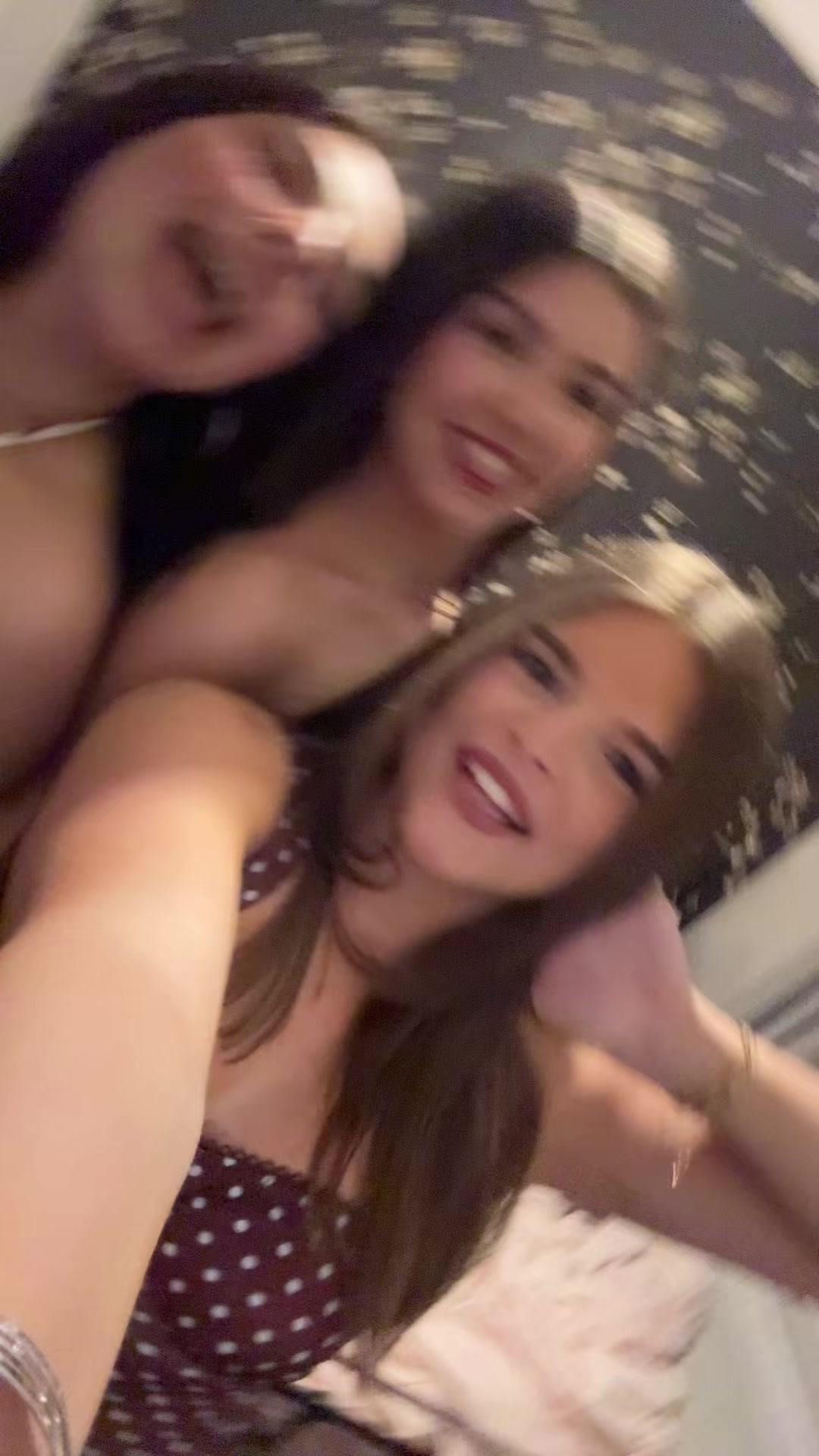 @elll