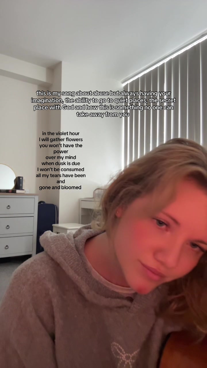 @Eleanor Every ౨ৎ