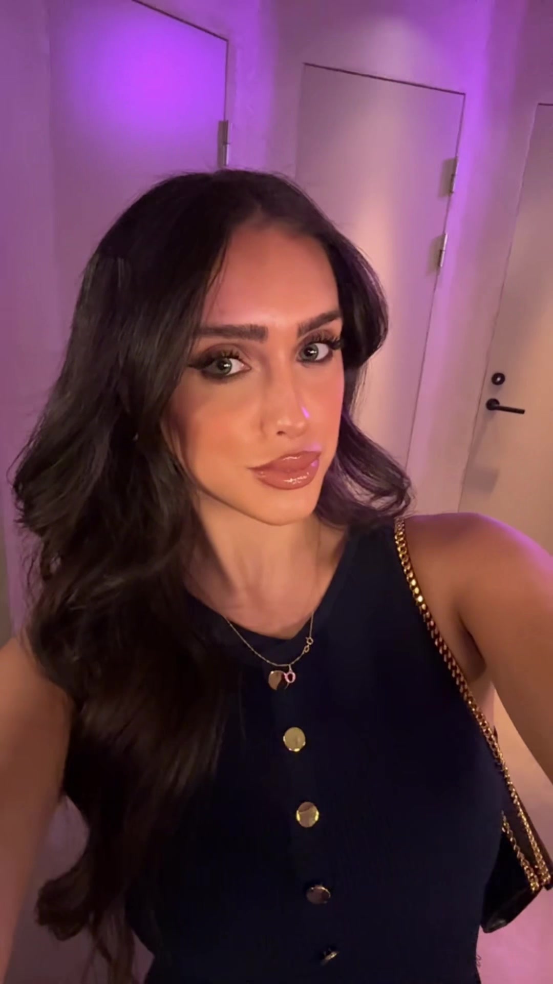 @HastiKarimi
